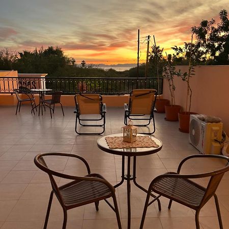 Tres Iguanas Apart Hotel - New, Cozy & Spacious Flats, Short Walk To Beach Loreto  Kültér fotó