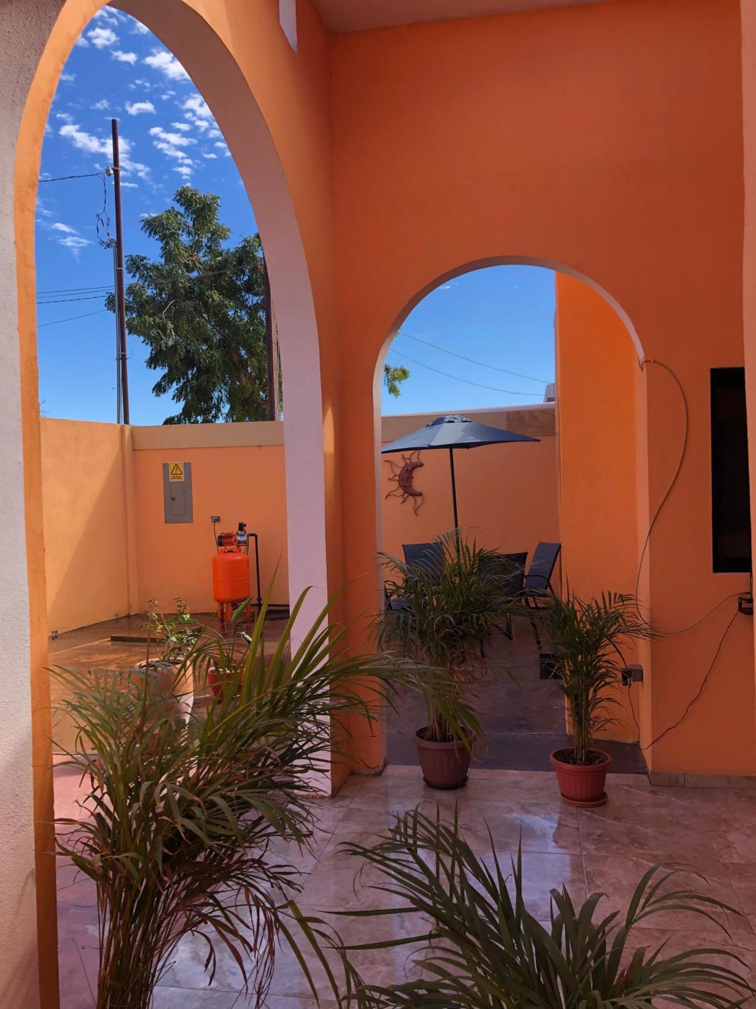 Tres Iguanas Apart Hotel - New, Cozy & Spacious Flats, Short Walk To Beach Loreto  Kültér fotó